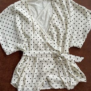 Naida Wrap Front Top